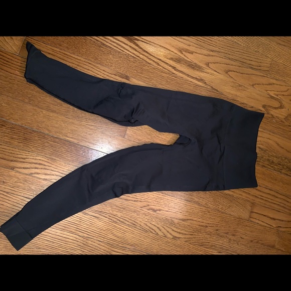 lululemon athletica Pants - Lululemon compression leggings